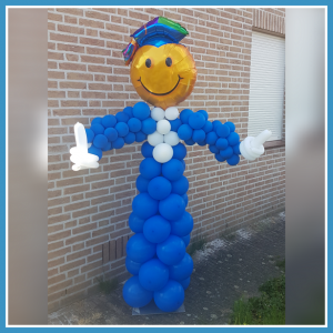 geslaagd pilaar maxi jongen